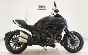 DUCATI DIAVEL Carbon 2016