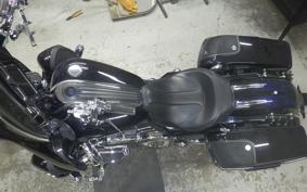 HARLEY FLHXSE 1800CVO 2015