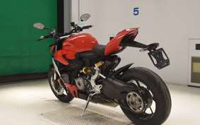 DUCATI STREETFIGHTER V2 2023