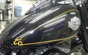HARLEY FLSS 1800 2015