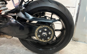 KTM 1290 SUPER DUKE R 2015 V3940