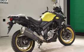 SUZUKI Vｽﾄﾛｰﾑ650XTA 2017 C733A