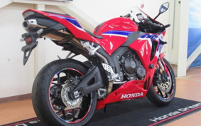 HONDA CBR600RR ABS 2024 PC40