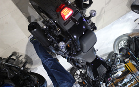 HARLEY  HARLEY RH975 NIGHT  STAR  2023 ZH1