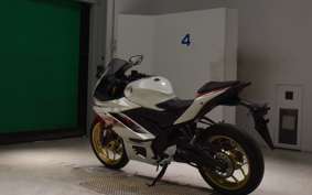 YAMAHA YZF R-3 2022 RH21J