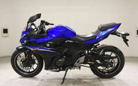SUZUKI GSX250R 2024