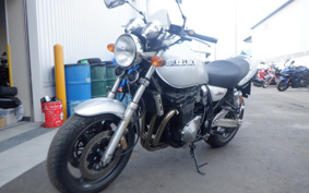 SUZUKI INAZUMA 1200 2000 GV76A