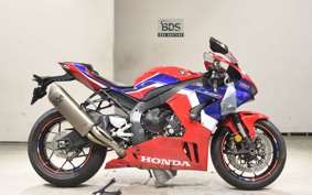HONDA CBR1000RR R 2021 SC82