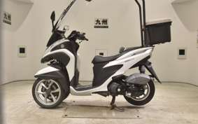 YAMAHA TRICITY 125 ヤネツキ SE82J