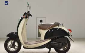 HONDA CREA SCOOPY I AF55