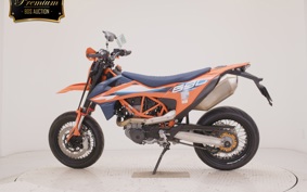 KTM 690 SMC R 2025