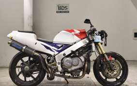HONDA RVF400 2000 NC35