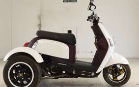 YAMAHA CUXI 100 TRIKE