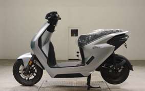 HONDA EM1 e: 2025 EF16