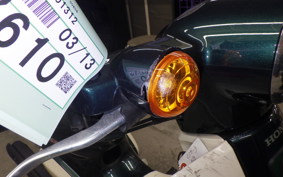 HONDA C50 SUPER CUB 2001 AA09