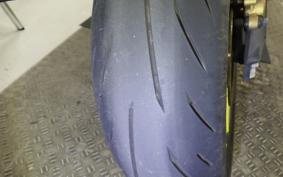 TRIUMPH STREET TRIPLE R 2010