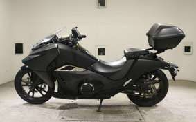 HONDA NM4 VULTUS -01 2015 RC82
