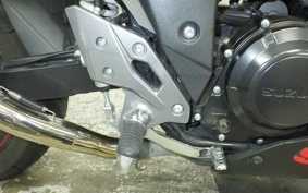 SUZUKI GSX250RA 2004