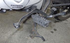 HONDA CBF125T