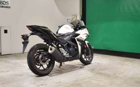 YAMAHA YZF-R25 A 2025 RG10J