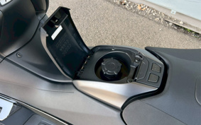 YAMAHA T-MAX 560 A TECHMAX 2020 SJ19J