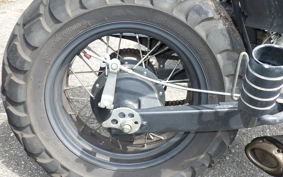 YAMAHA TW225 DG09J