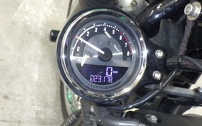HARLEY XL1200V 2013