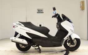 SUZUKI SKYWAVE 200 (Burgman 200) CH41A