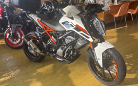 KTM 125 DUKE JPA40