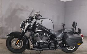 HARLEY FLHCS1870 YBK