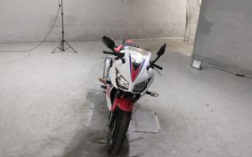 HONDA CBR250R MC41