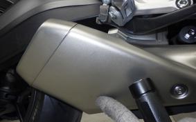 HONDA CB650R E-Clutch 2025 RH17