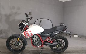 APRILIA STX Cafe125 ..