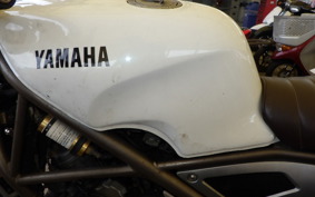 YAMAHA R1-Z 3XC