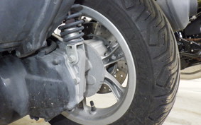 YAMAHA TRICITY 125 SE82J