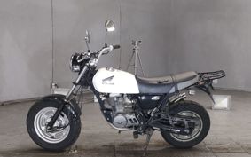 HONDA APE 100 HC07