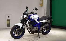 SUZUKI GLADIUS 650 2014