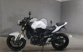 SUZUKI GSR750 2016 GR7NA