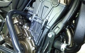 HONDA CB650R E-Clutch 2025 RH17