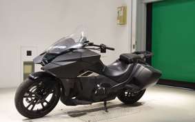 HONDA NM4 VULTUS -02 2014 RC82