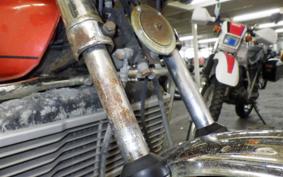SUZUKI GT750 GT750B