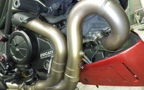 DUCATI DIAVEL 2015