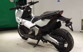 HONDA X-ADV 750 2025