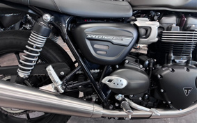 TRIUMPH STREET TWIN 2023 DAD74G