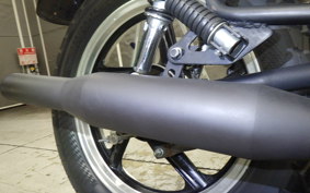 YAMAHA YB125SP 2012
