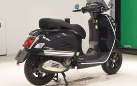 VESPA GTS300 SUPER 2022