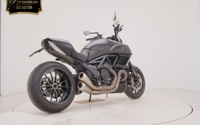 DUCATI DIAVEL 2014