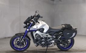 YAMAHA MT-09 RN34J