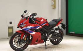HONDA CBR650R E-Clutch 2025 RH17