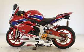 HONDA CBR250RR A MC51